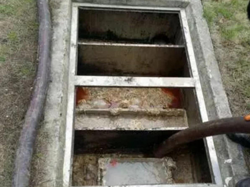 桥头镇隔油池清理